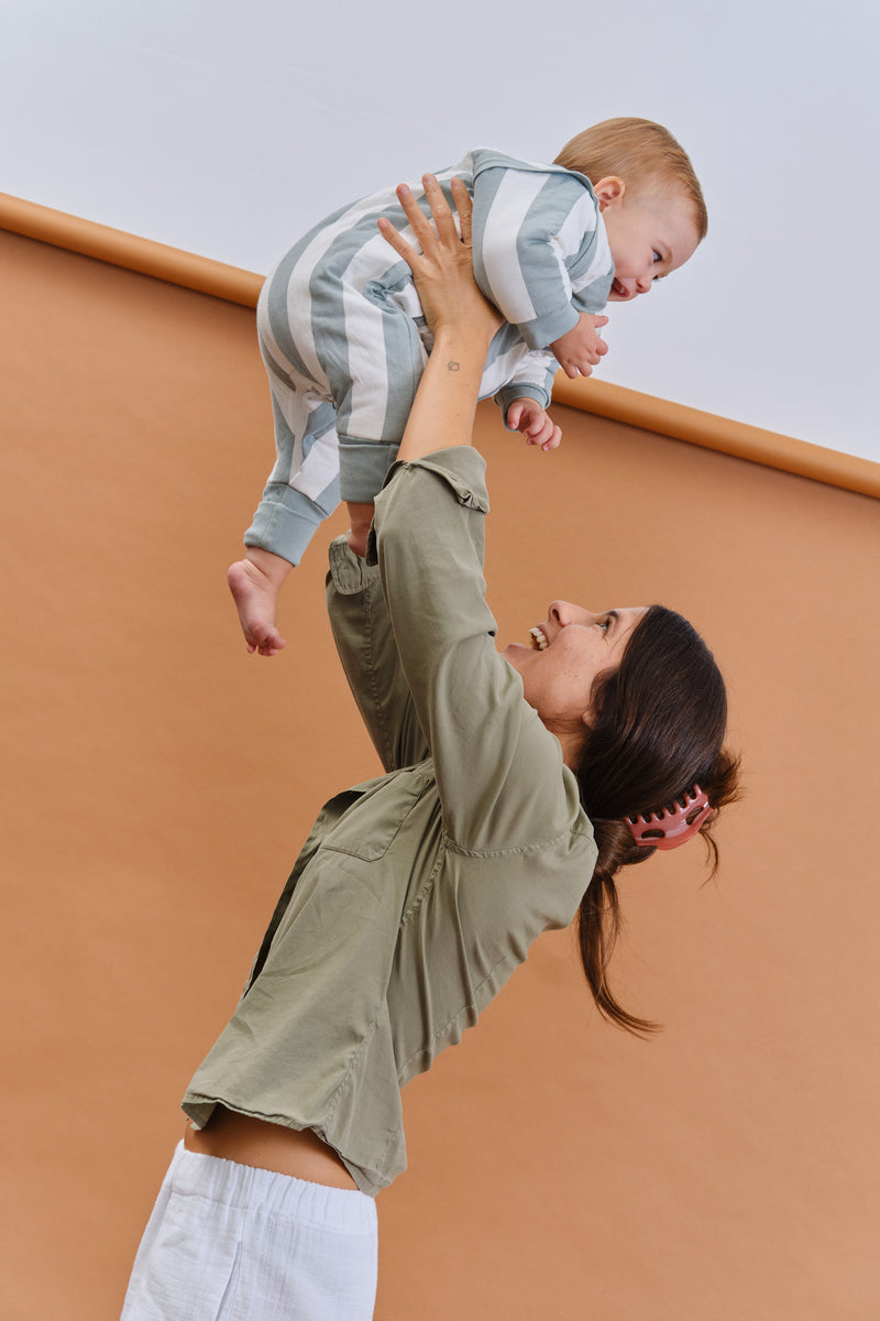 Schlafsack mit Füßen und umklappbaren Bündchen - TOG 2.5 – POPCORN STRIPES– MIT ÄRMELN und socken